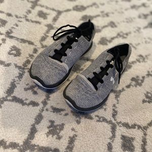 Under Armour Womens Shoes